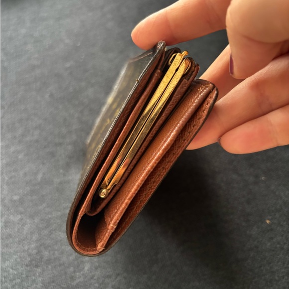 Louis Vuitton Vintage Kisslock Monogram Brown Wallet - Picture 12 of 13